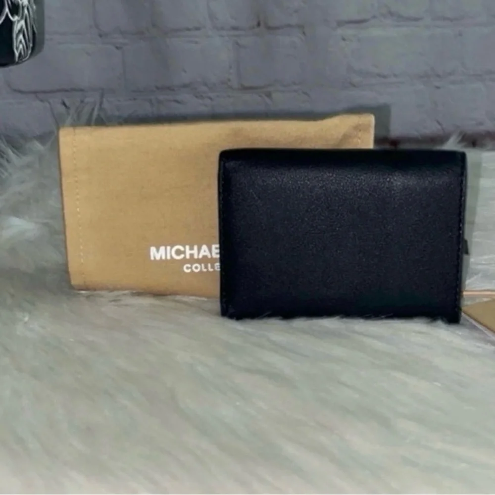 Michael Kors Collection WALLET w/Pocket